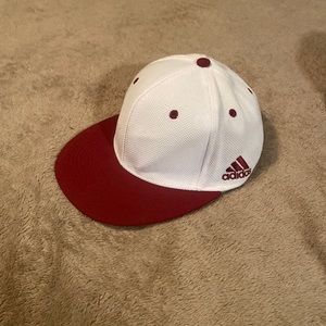 White with maroon adidas fitted hat, xs/s